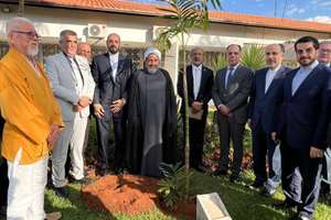 سفر برزیل| کاشت نهال دوستی توسط نمایندگان ادیان در سفارت ایران در برزیل